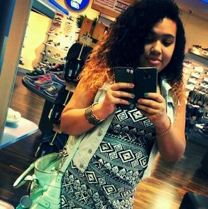 Meet your Posher, Lynnzey